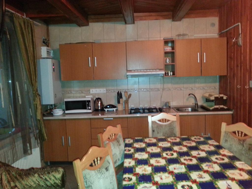 Casuta Paterau Cheia, Prahova Villa เฮยา ภายนอก รูปภาพ